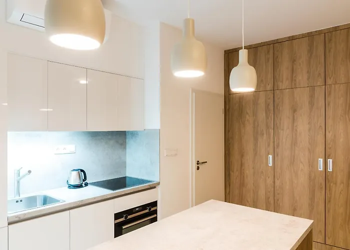 Castle Free Parking Apartmanhotel Pozsony