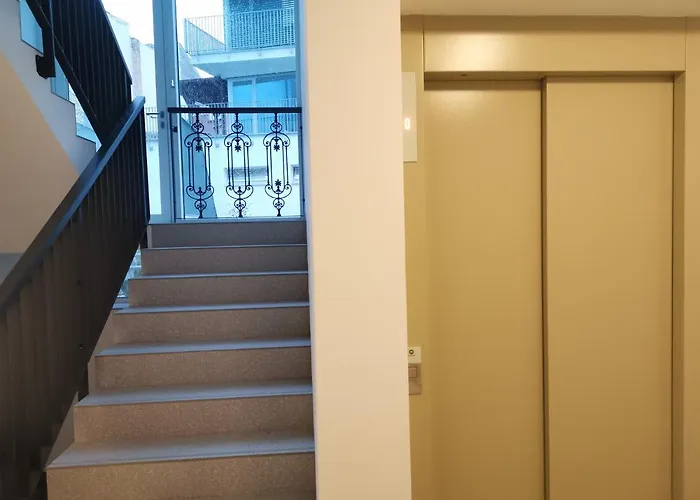 Castle Free Parking Apartmanhotel