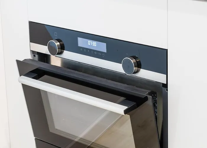 Castle Free Parking 4*