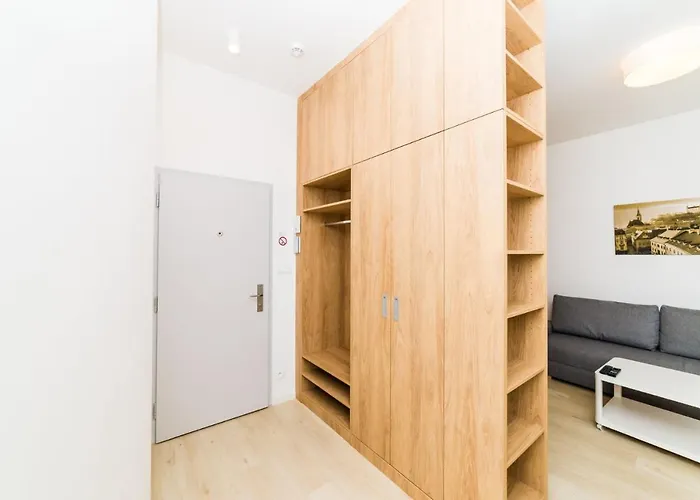 Castle Free Parking Апарт-готель 4*