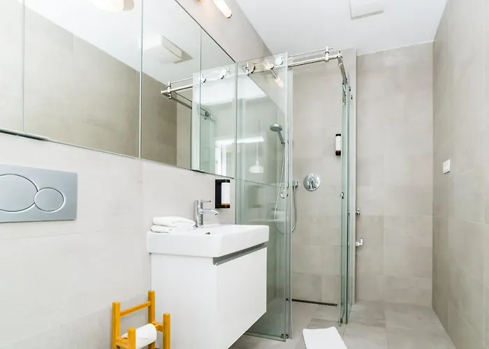 Castle Free Parking 4* Братислава