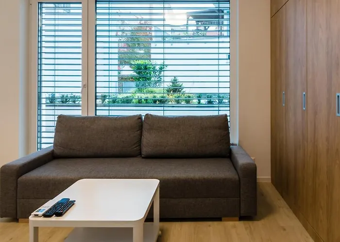 Castle Free Parking Апарт-готель Братислава